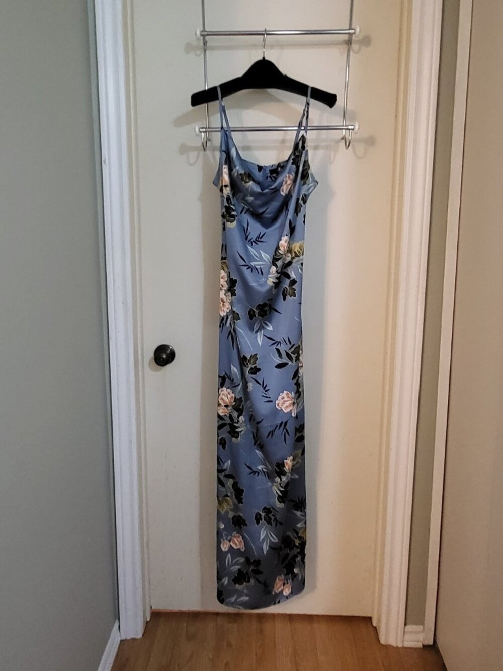 Elegant Maxi Dress spaghetti straps, scowl neck - Light Blue floral. Size 6